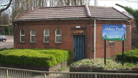 Former toilets for sale in Leicester