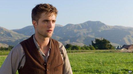 Robert Pattinson