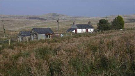 The old toll cottage on the Denbigh to Pentrefoelas turnpike road, courtesy RCAHMW