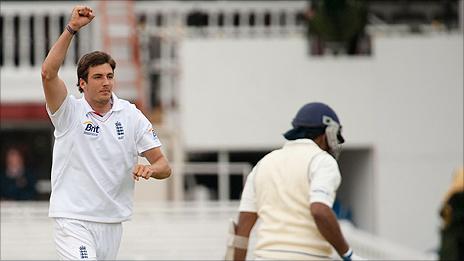 England bowler Steve Finn celebrates dismissing Sri Lanka batsman Mahela Jayawardene