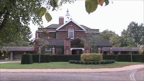 Cambridge Crematorium