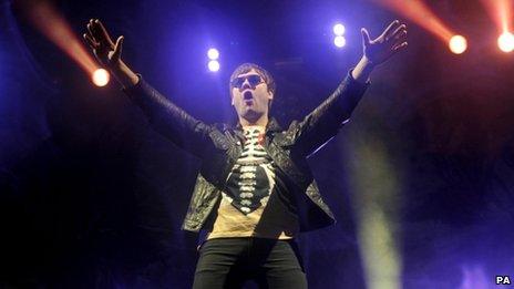 Tom Meighan from Kasabian