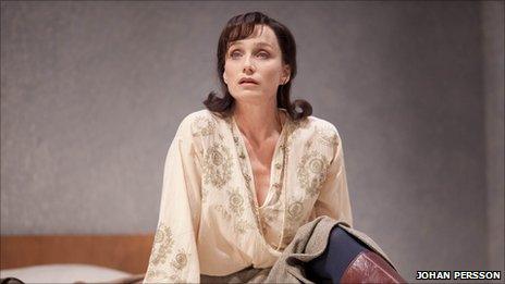 Kristin Scott Thomas in Betrayal