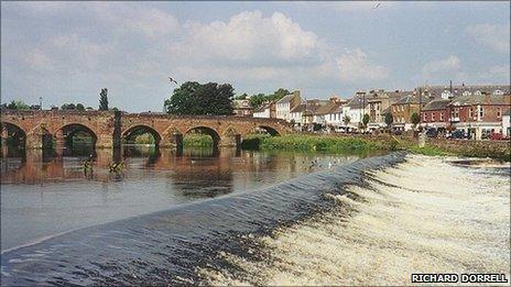 Dumfries Picture by Richard Dorrell