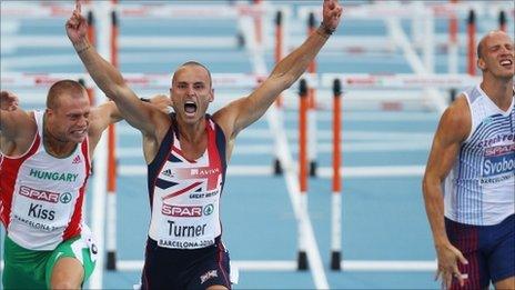 Andy Turner wins the European gold