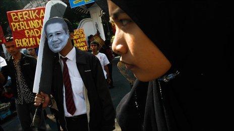 Protestors demonstrate over the recent execution of an Indonesian maid in Saudi Arabia, on June 24, 2011 in Yogyakarta, Indonesia