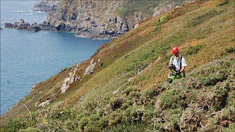 Guernsey Ambulance and Rescue cliff team at Les Tielles