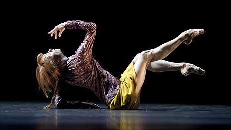 Sylvie Guillem in 6000 Miles Away