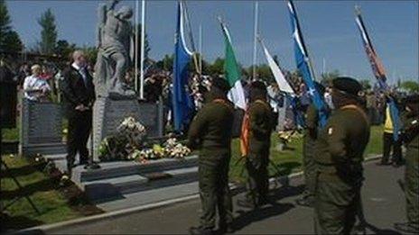 Dissident republican rally