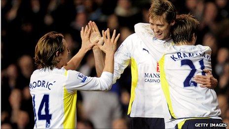 Luka Modric (left) and Peter Crouch (centre)