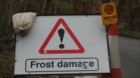 Frost Damage road sign