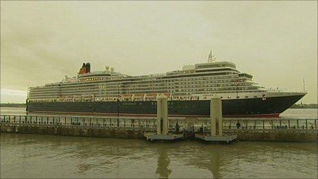 Queen Elizabeth Liner