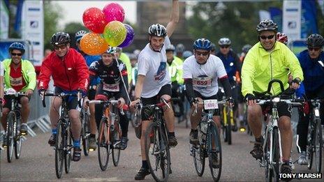 Graeme Obree helps launch cycling evnt