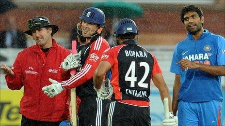 Rain stops play at Lord's