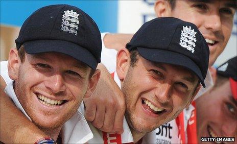 Eoin Morgan and Tim Bresnan