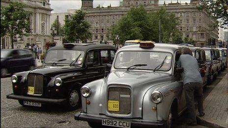 public hire taxis outside belfast city hall