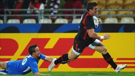 Scott Williams races away to score Wales' first try