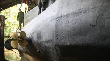 Submarine seized by police in Colombia