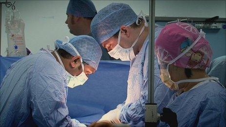 Mansoor Madanur (c) and the surgical retrieval team