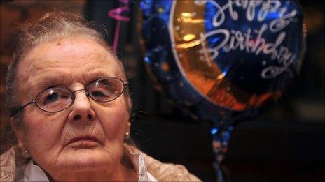 Clare Hollingworth celebrates her birthday in Hong Kong