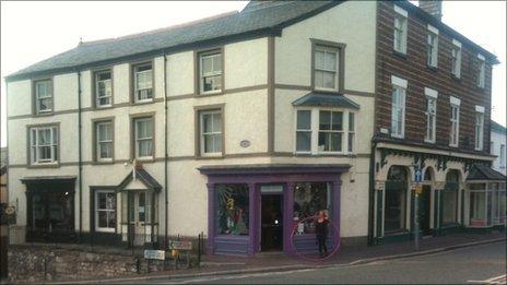 Shop fronts in Ruthin