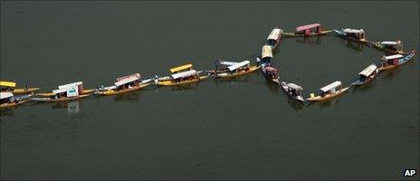 Houseboat climate protest in Srinagar, India