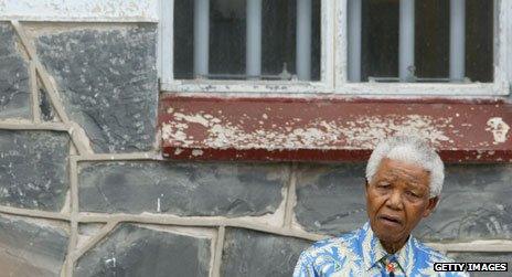 Nelson Mandela revisits Robben Island