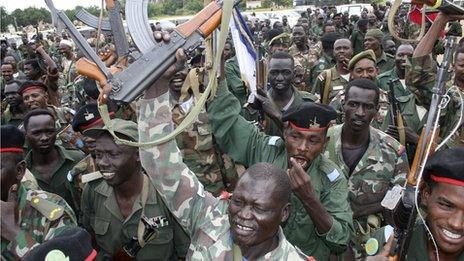 Sudanese soldiers in Damazin (September 2011)