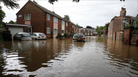 Flooding in an East Yorkshire street