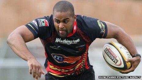 Wing Aled Brew opened the scoring for the Dragons away at Cavalieri Prato