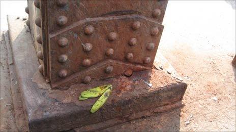 Corrosion on Howrah Bridge