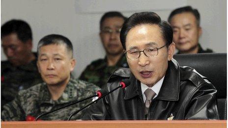 South Korean President Lee Myung-bak speaks during his visit to the Northwest Islands Defence Command in Hwaseong, November 23