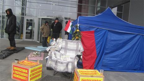 Protest camp outside MTV, Budapest, 29 Dec 11