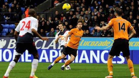 Sam Ricketts scores for Bolton