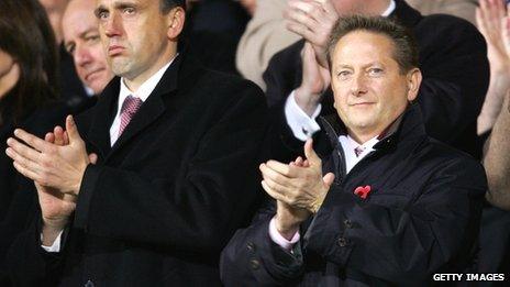 Hearts owner Vladimir Romanov (right)