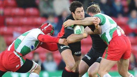 England squad man Brad Barritt on the charge for Saracens