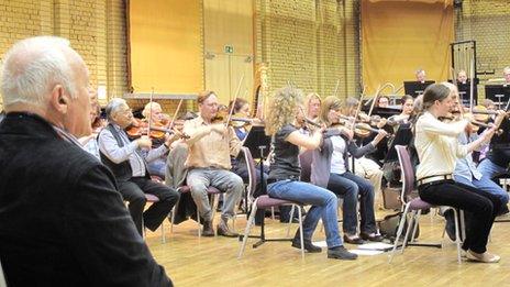 Sir Anthony Hopkins watches the City of Birmingham Symphony Orchestra rehearse