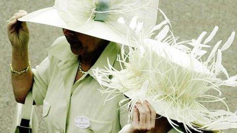 Ascot race goers