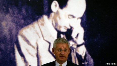 Swedish Foreign Minister Carl Bildt delivers a speech at the opening ceremony of the Wallenberg Year in the Hungarian National Museum in Budapest, 17 January