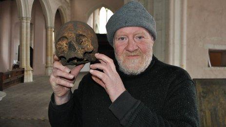 Stuart Calow with skull