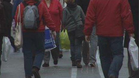 Islanders walking in King Street