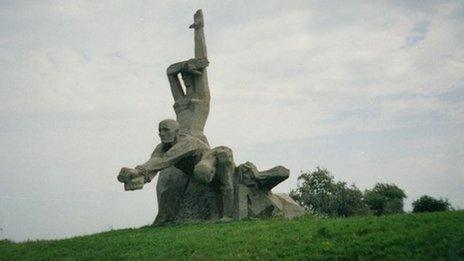 The monument at Rostov-on-Don