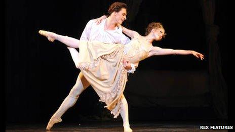 Sergei Polunin and Lauren Cuthbertson at The Royal Opera House, London, 2011