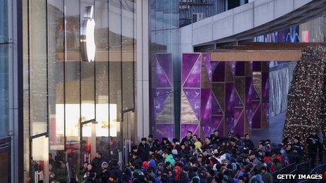 Crowd outside Apple in Beijing