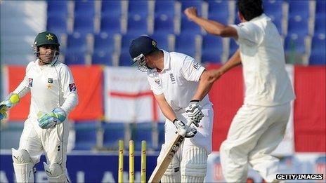 Jonathan Trott is bowled by Abdur Rehman