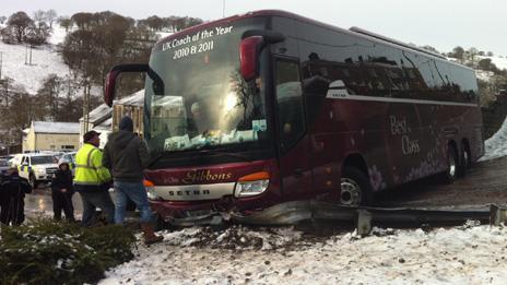 Coach skidded on ice in Bedlinog, Merthyr, on Sunday