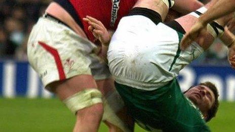 Bradley Davies' tip tackle on Donnacha Ryan