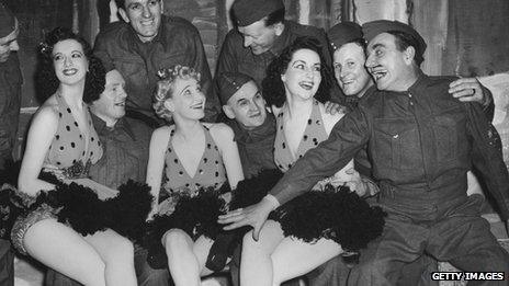 British troops meet The Ascots in 1940