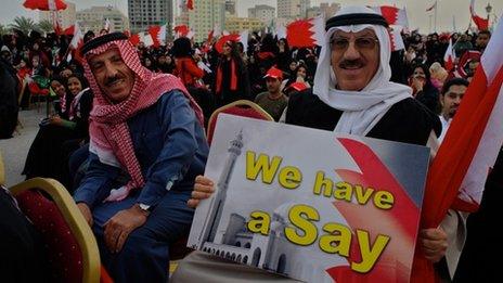 Pro-government demonstration in Manama (11 February)