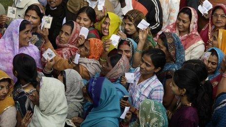 A crowd of women voters in Uttar Pradesh